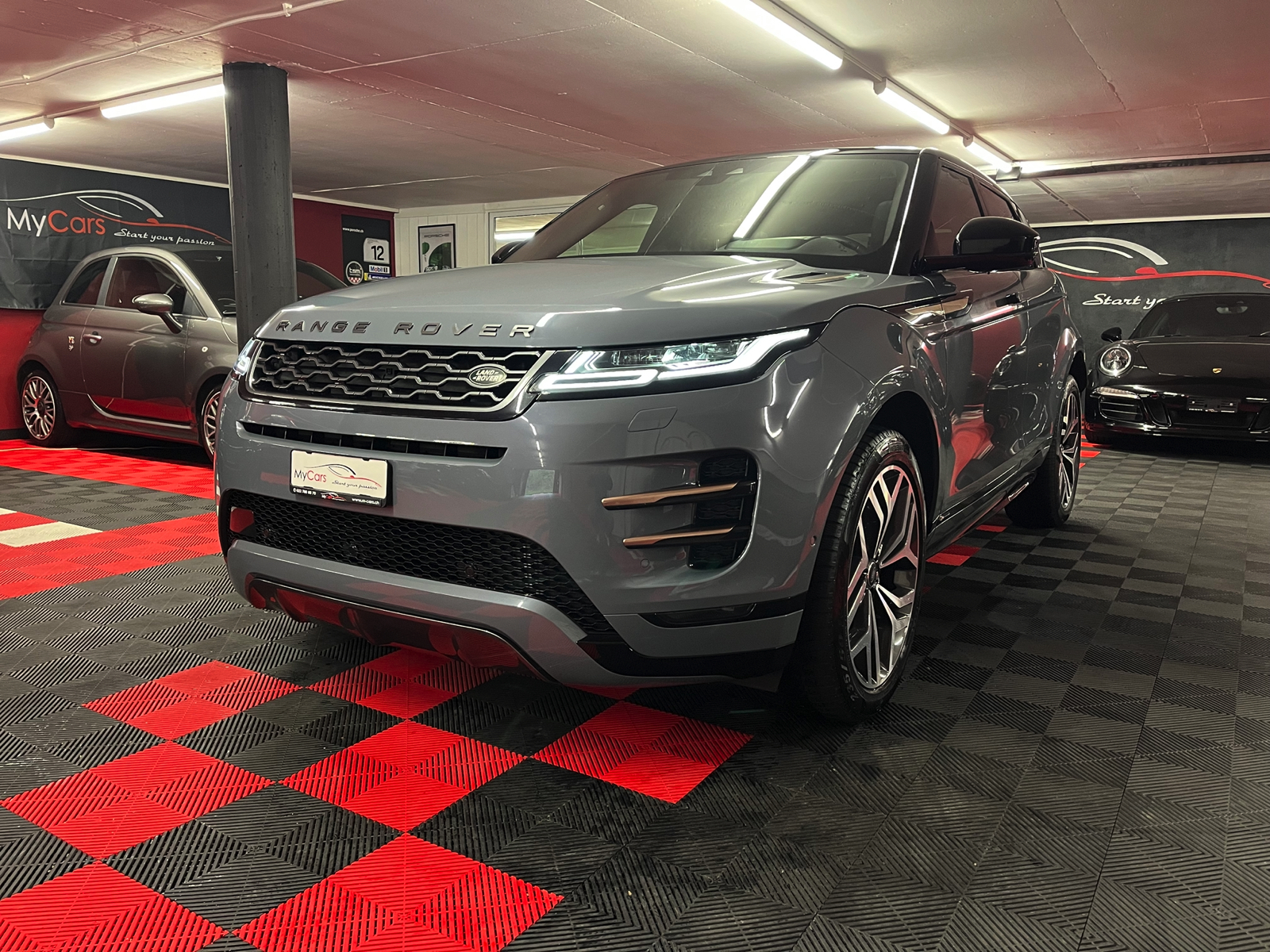 LAND-ROVER Range Rover Evoque R-Dynamic First Edition P 250 HSE AT9