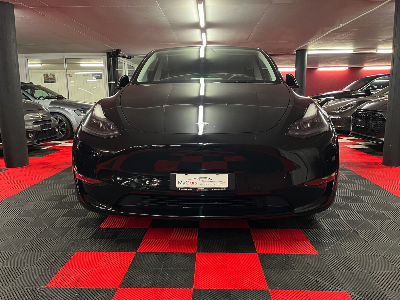 TESLA Model Y Long Range