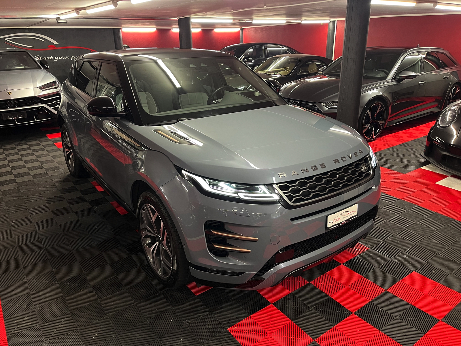 LAND-ROVER Range Rover Evoque R-Dynamic First Edition P 250 HSE AT9