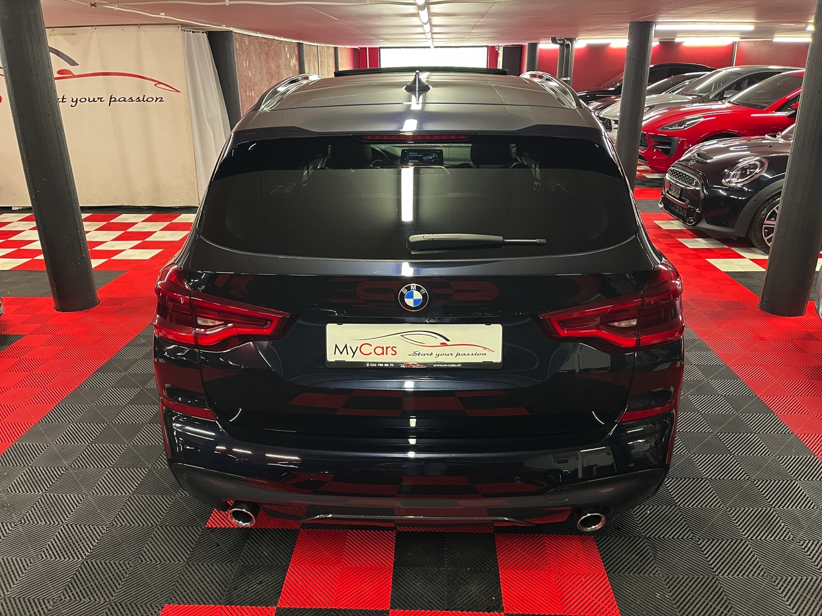 
								BMW X3 xDrive 30d M Sport Steptronic en plein écran									