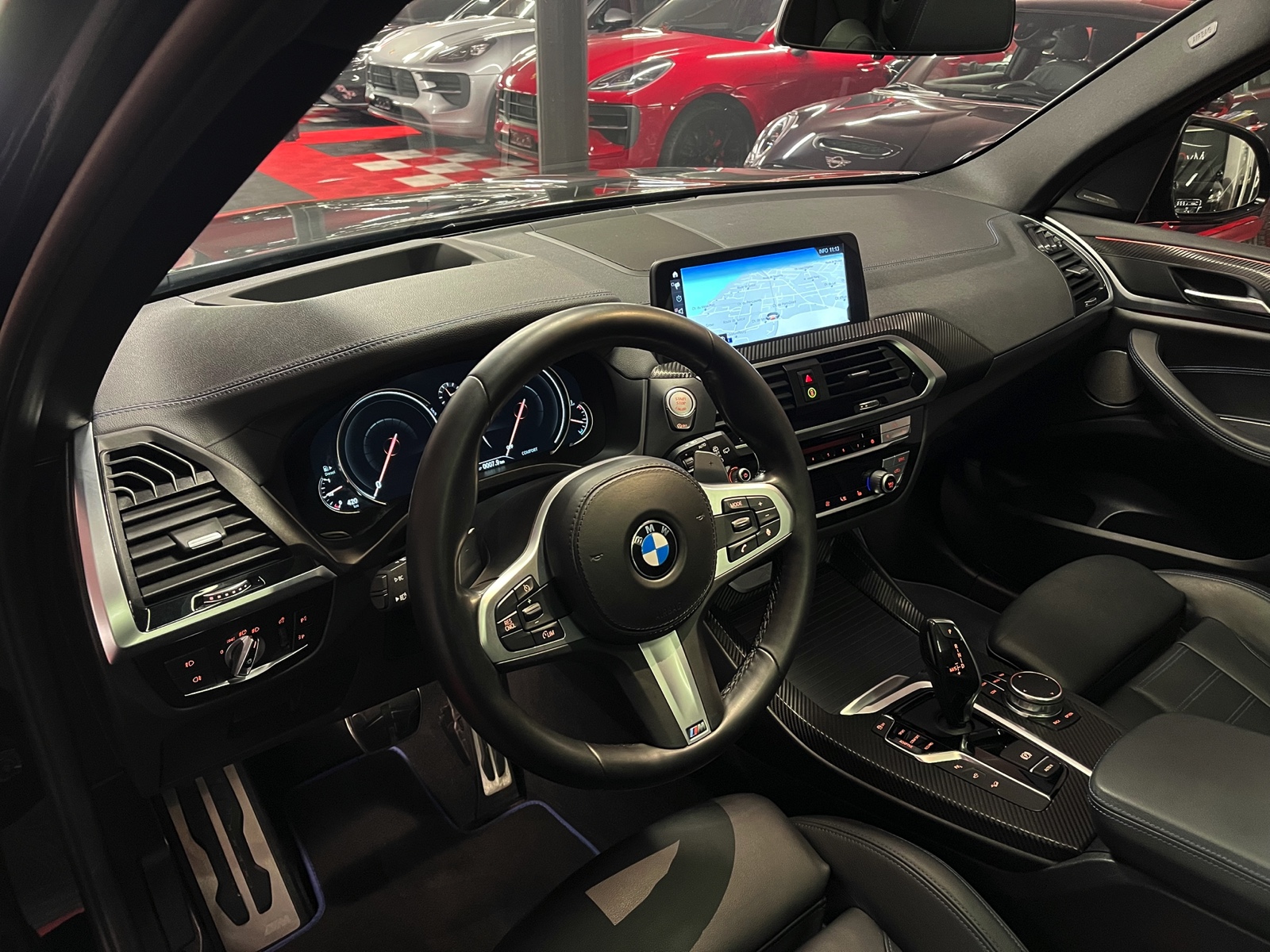 
								BMW X3 xDrive 30d M Sport Steptronic en plein écran									