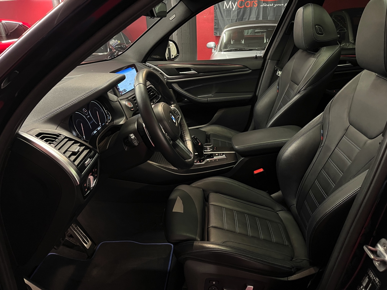 
								BMW X3 xDrive 30d M Sport Steptronic en plein écran									