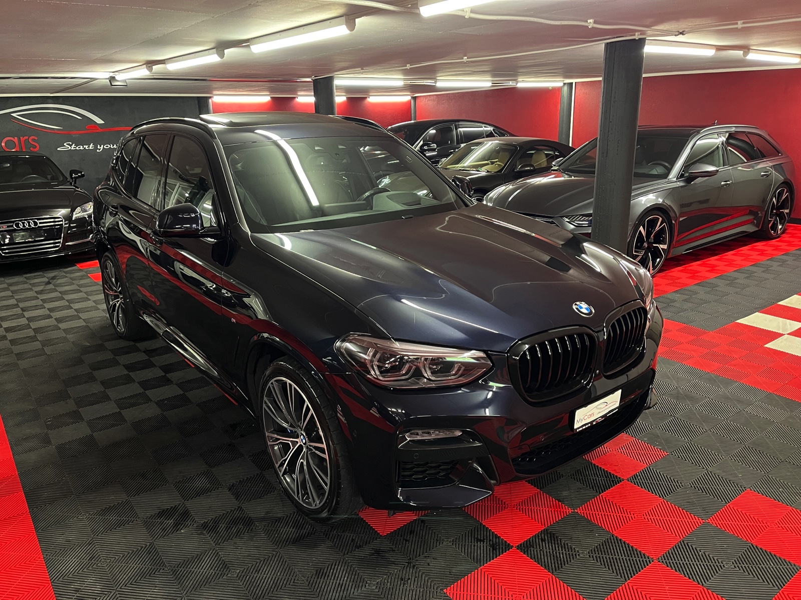 
								BMW X3 xDrive 30d M Sport Steptronic en plein écran									