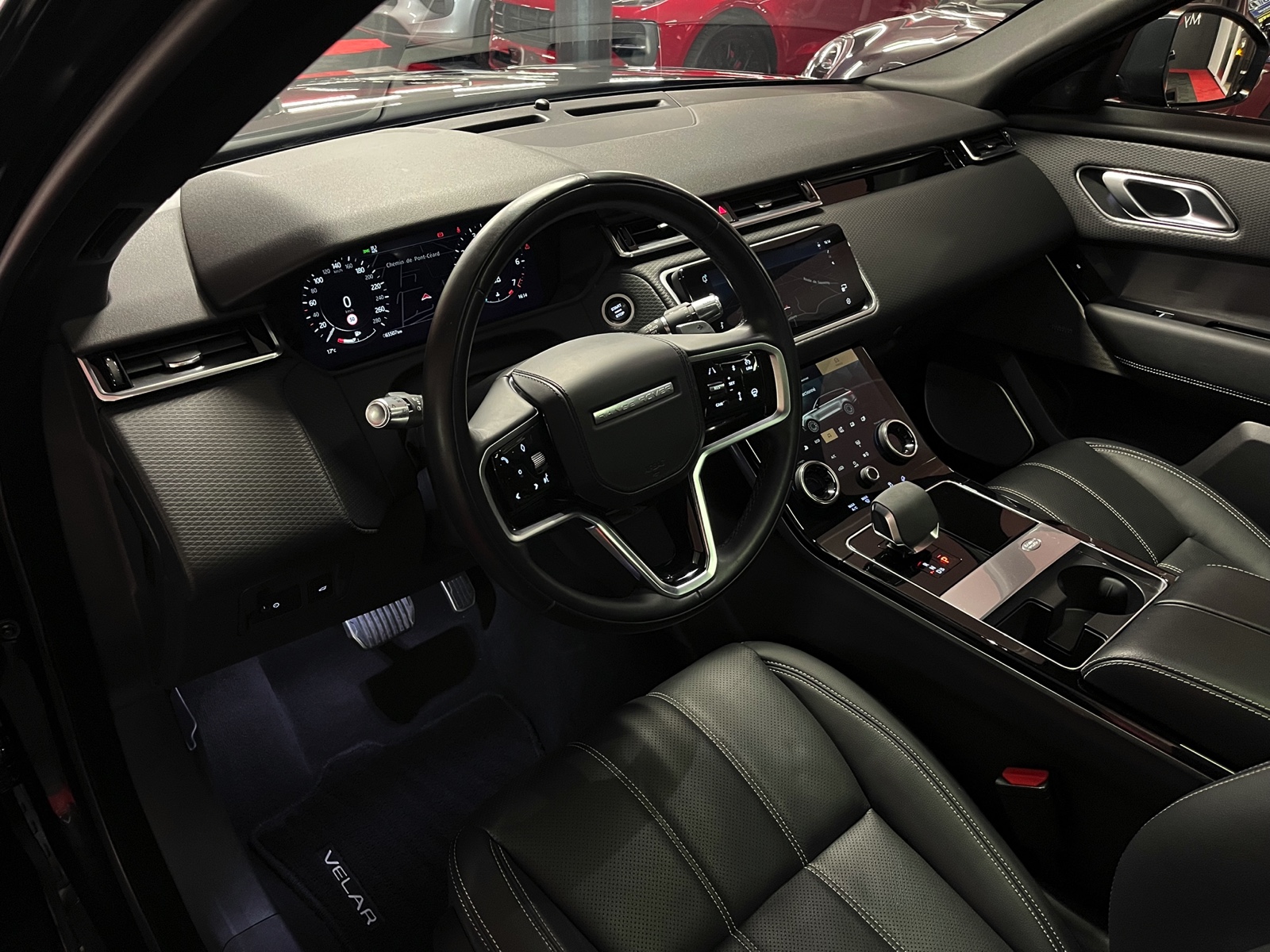 
								LAND ROVER Range Rover Velar R-Dynamic P 250 SE Automatic en plein écran									