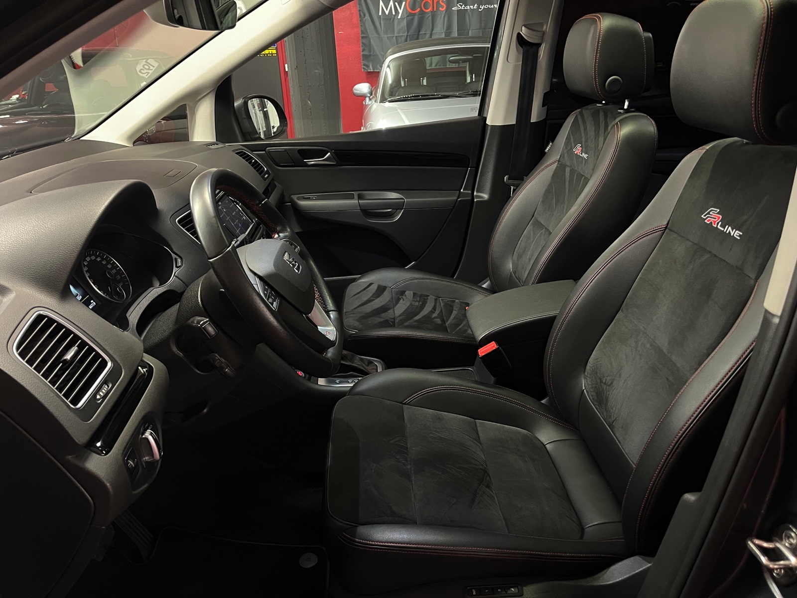 
								SEAT Alhambra 1.4 TSI FR Line DSG en plein écran									