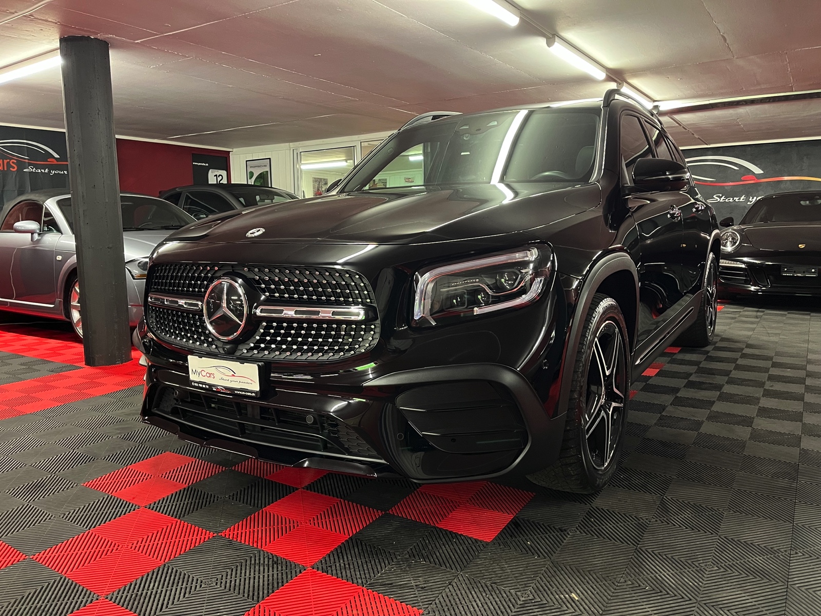 MERCEDES-BENZ GLB 250 4Matic AMG Line 8G-Tronic