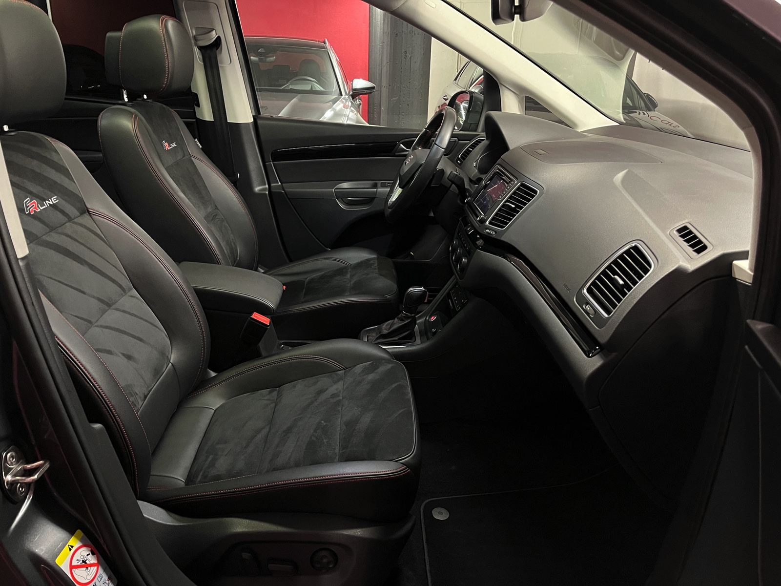 
								SEAT Alhambra 1.4 TSI FR Line DSG en plein écran									