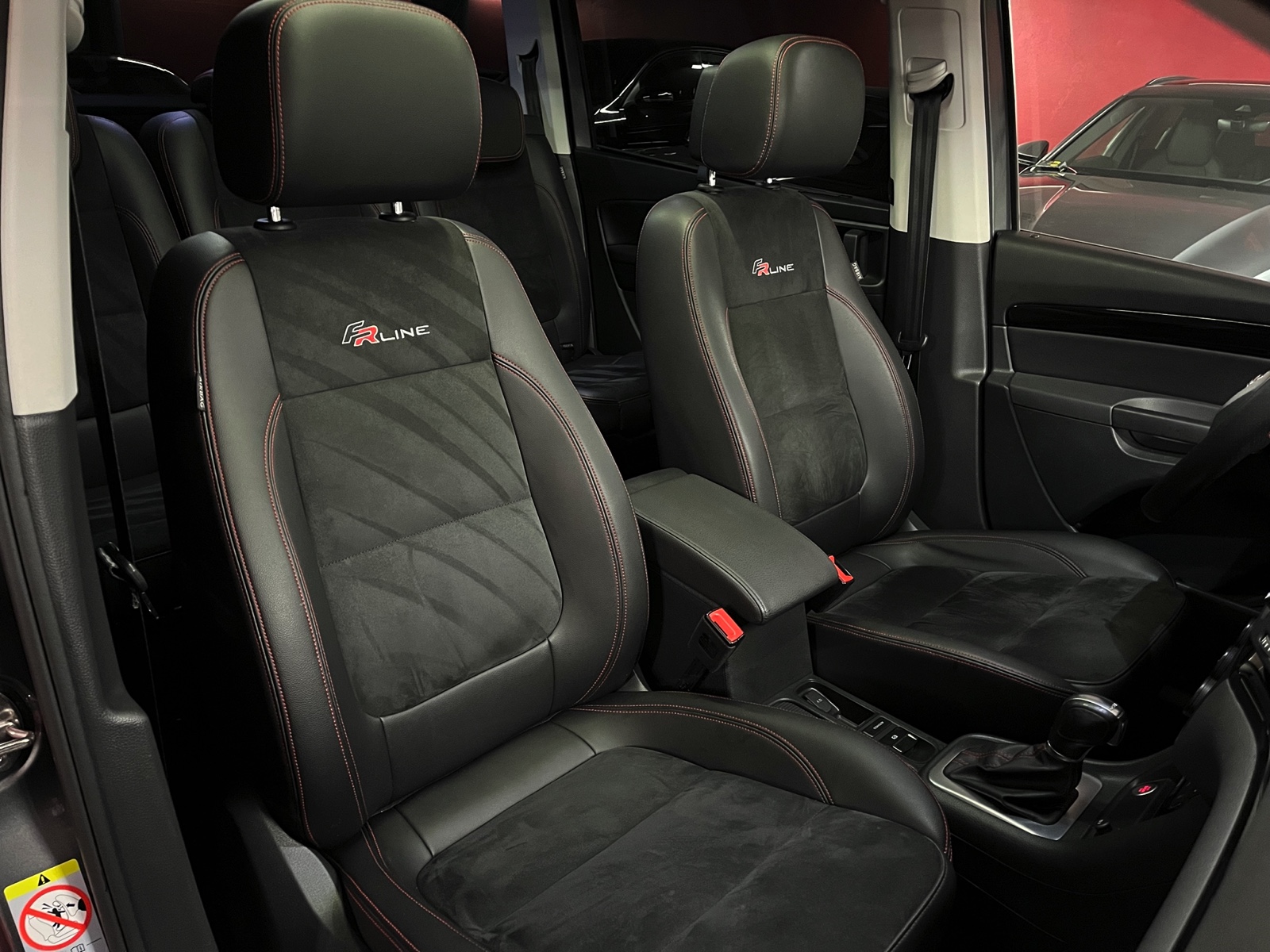 
								SEAT Alhambra 1.4 TSI FR Line DSG en plein écran									