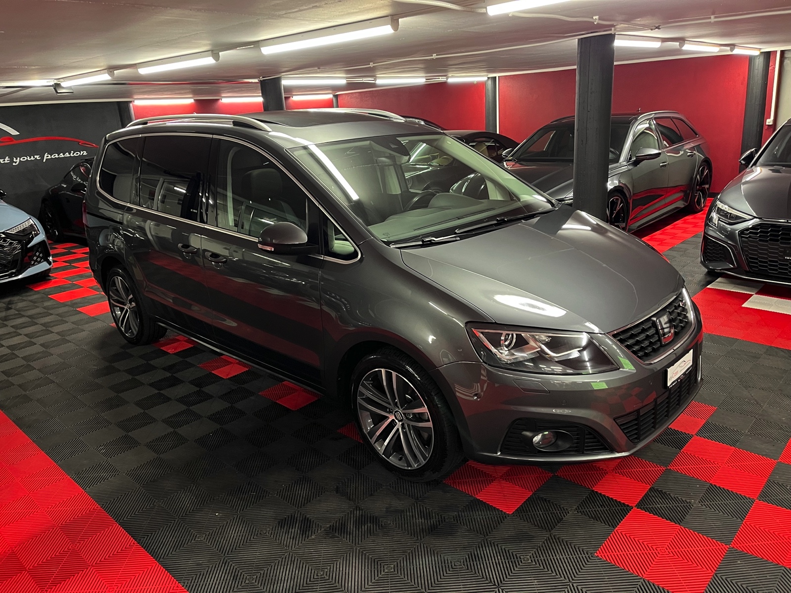 
								SEAT Alhambra 1.4 TSI FR Line DSG en plein écran									