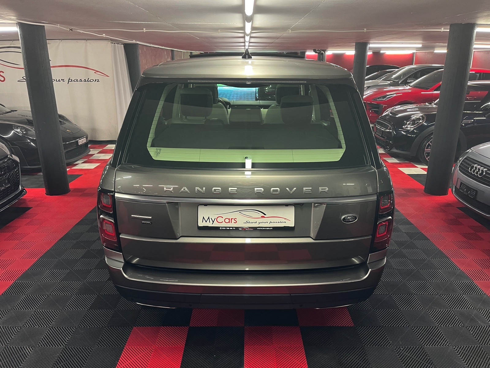
								LAND ROVER Range Rover 2.0 Si4 P400e PHEV Autobiography Automatic en plein écran									