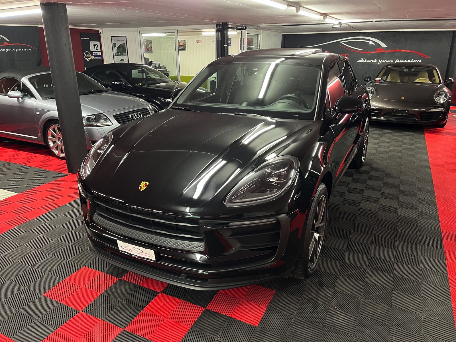 PORSCHE Macan PDK