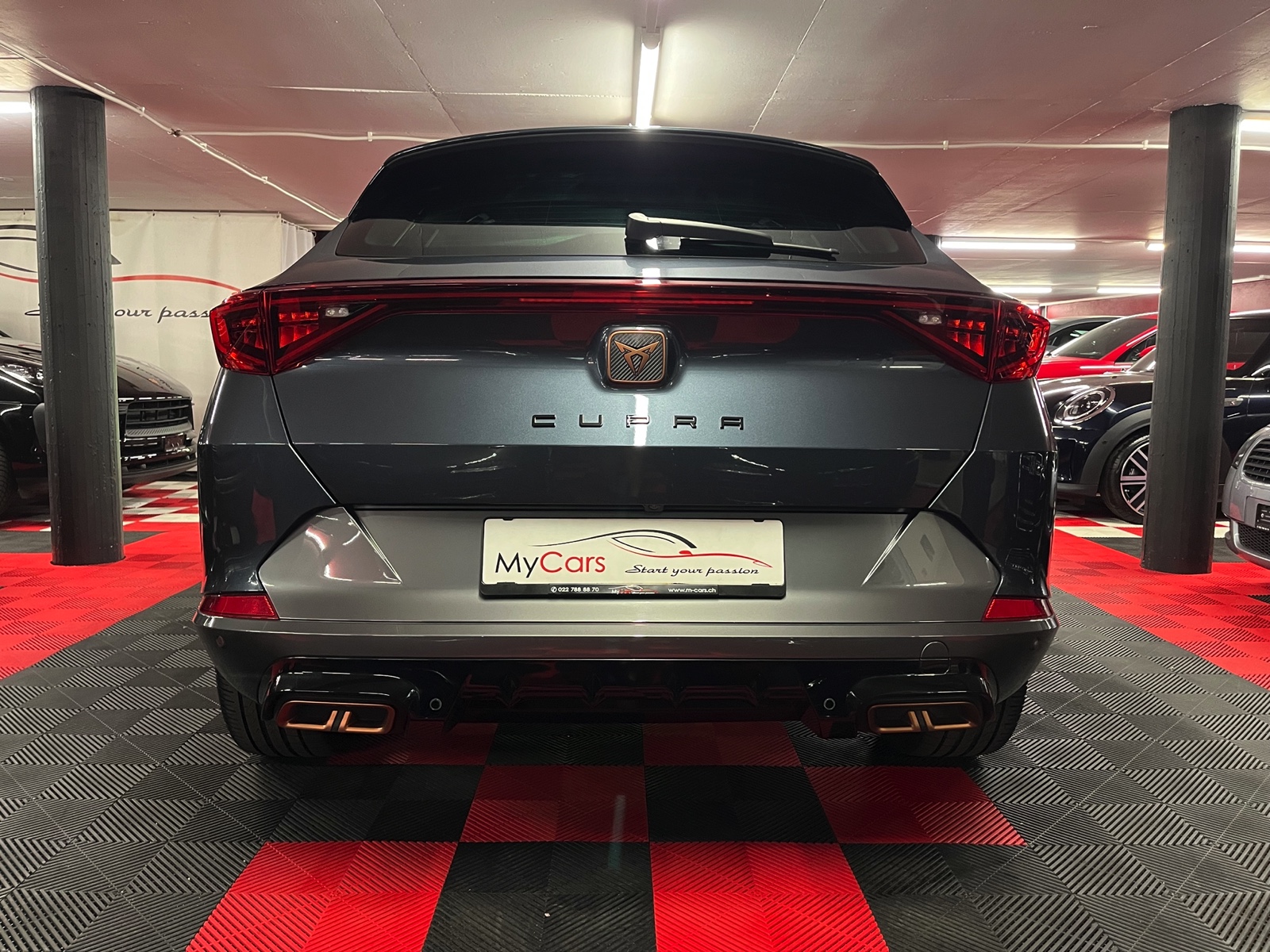 
								CUPRA Formentor 1.4 e-HYBRID pHEV VZ DSG en plein écran									