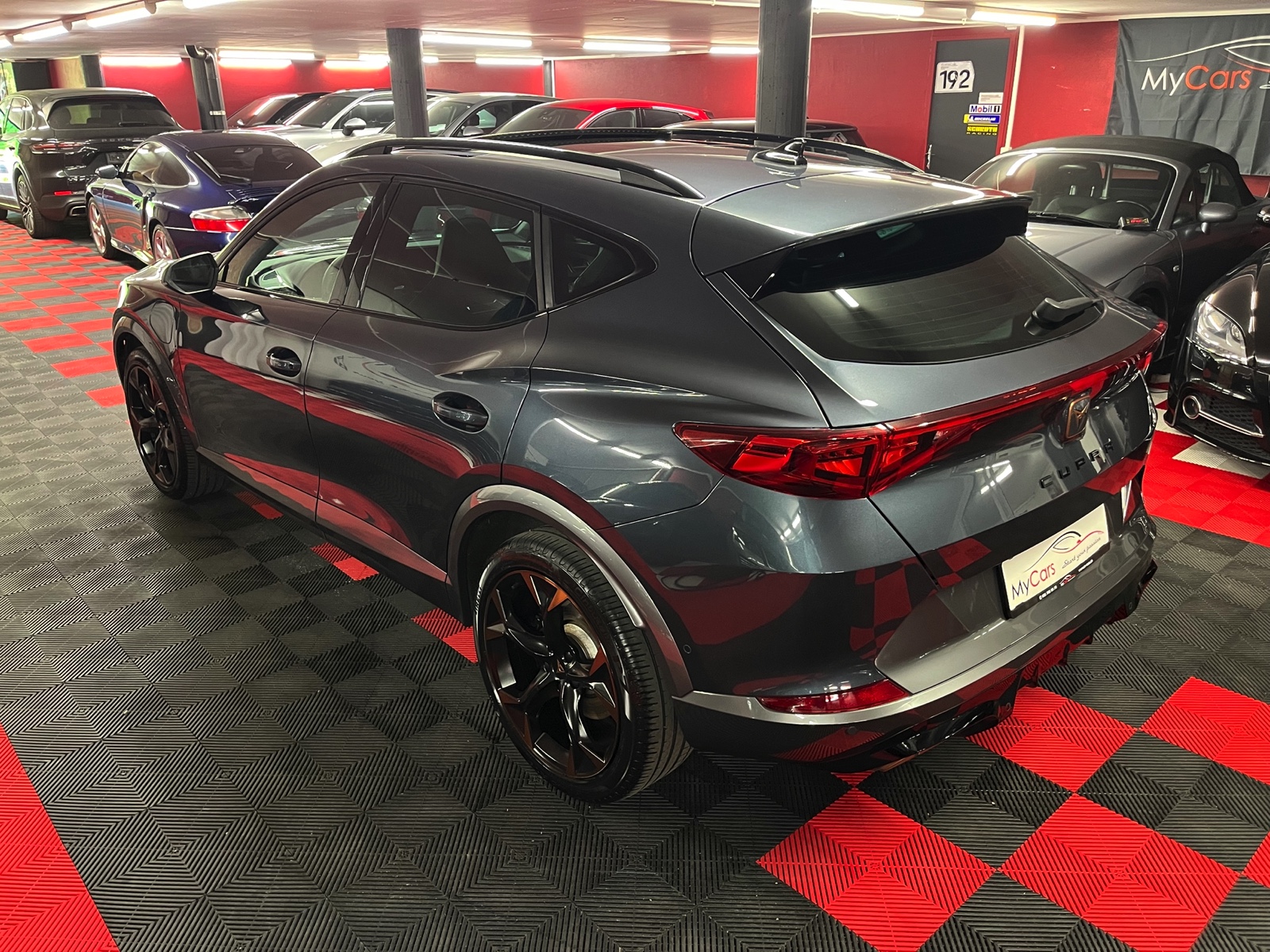 
								CUPRA Formentor 1.4 e-HYBRID pHEV VZ DSG en plein écran									