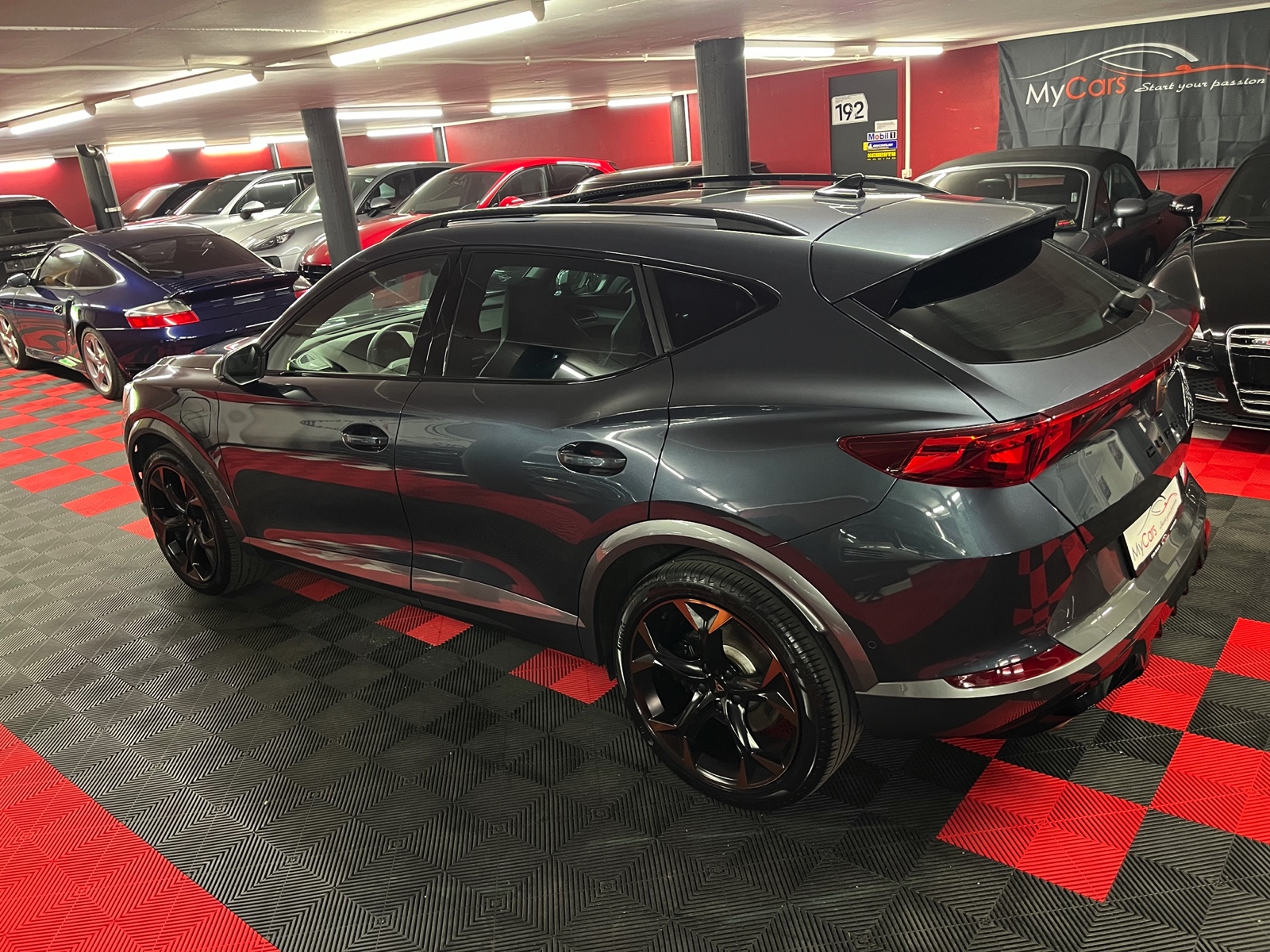
								CUPRA Formentor 1.4 e-HYBRID pHEV VZ DSG en plein écran									