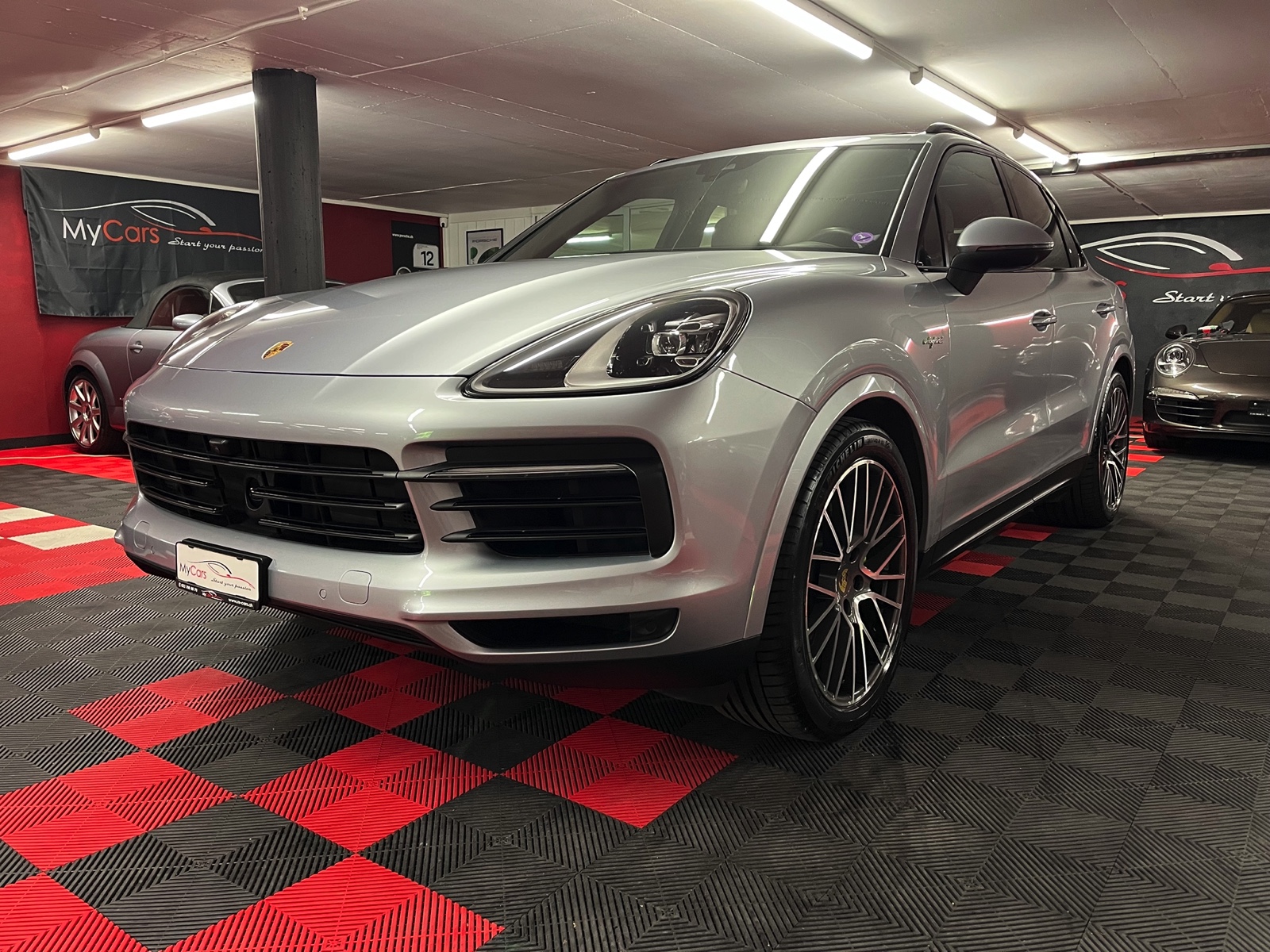 PORSCHE Cayenne E-Hybrid