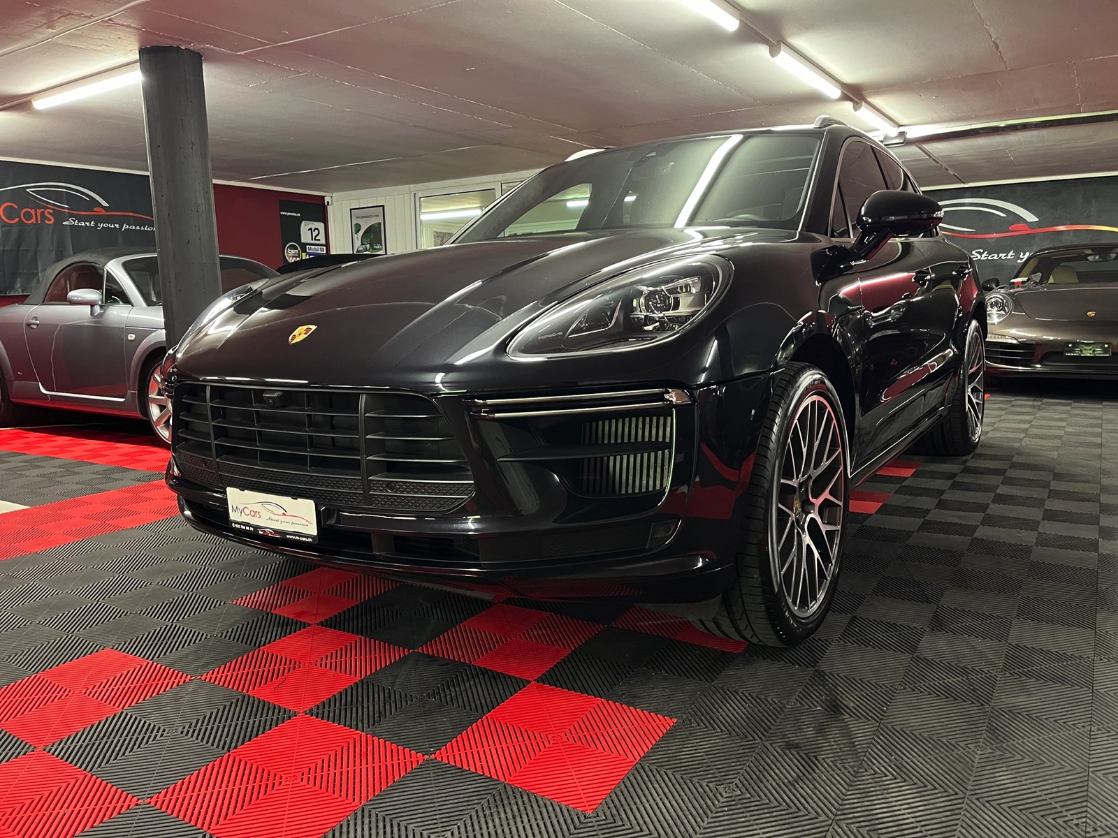PORSCHE Macan Turbo PDK