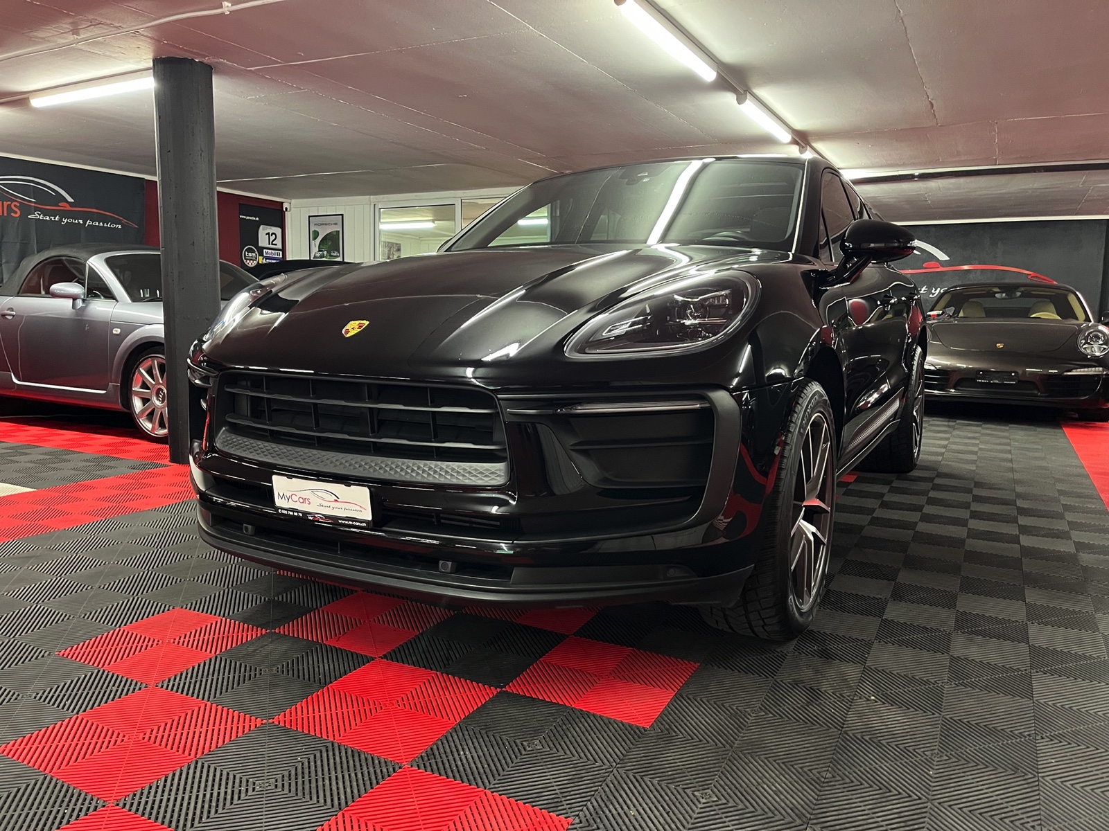 PORSCHE Macan PDK