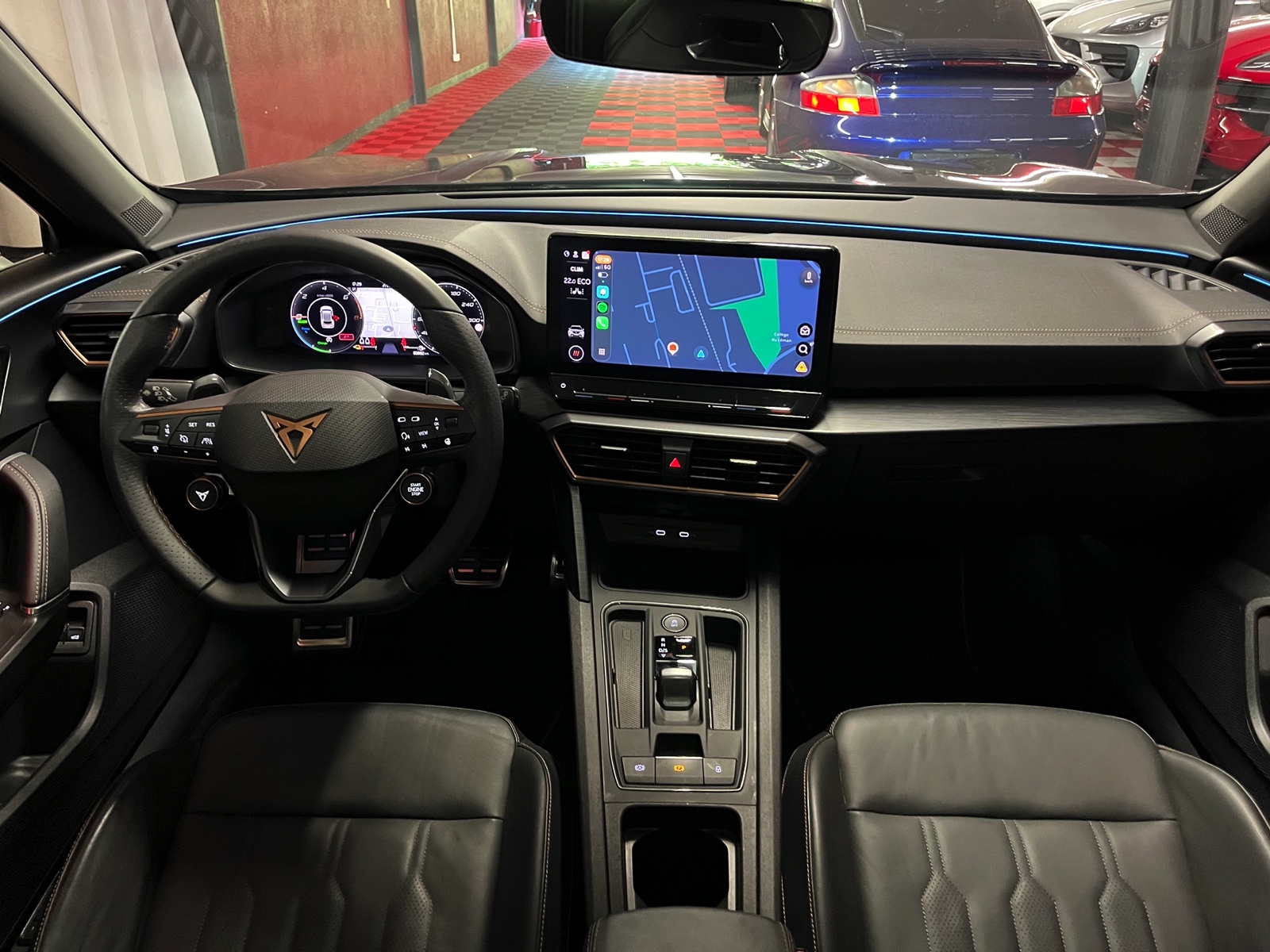 
								CUPRA Formentor 1.4 e-HYBRID pHEV VZ DSG en plein écran									