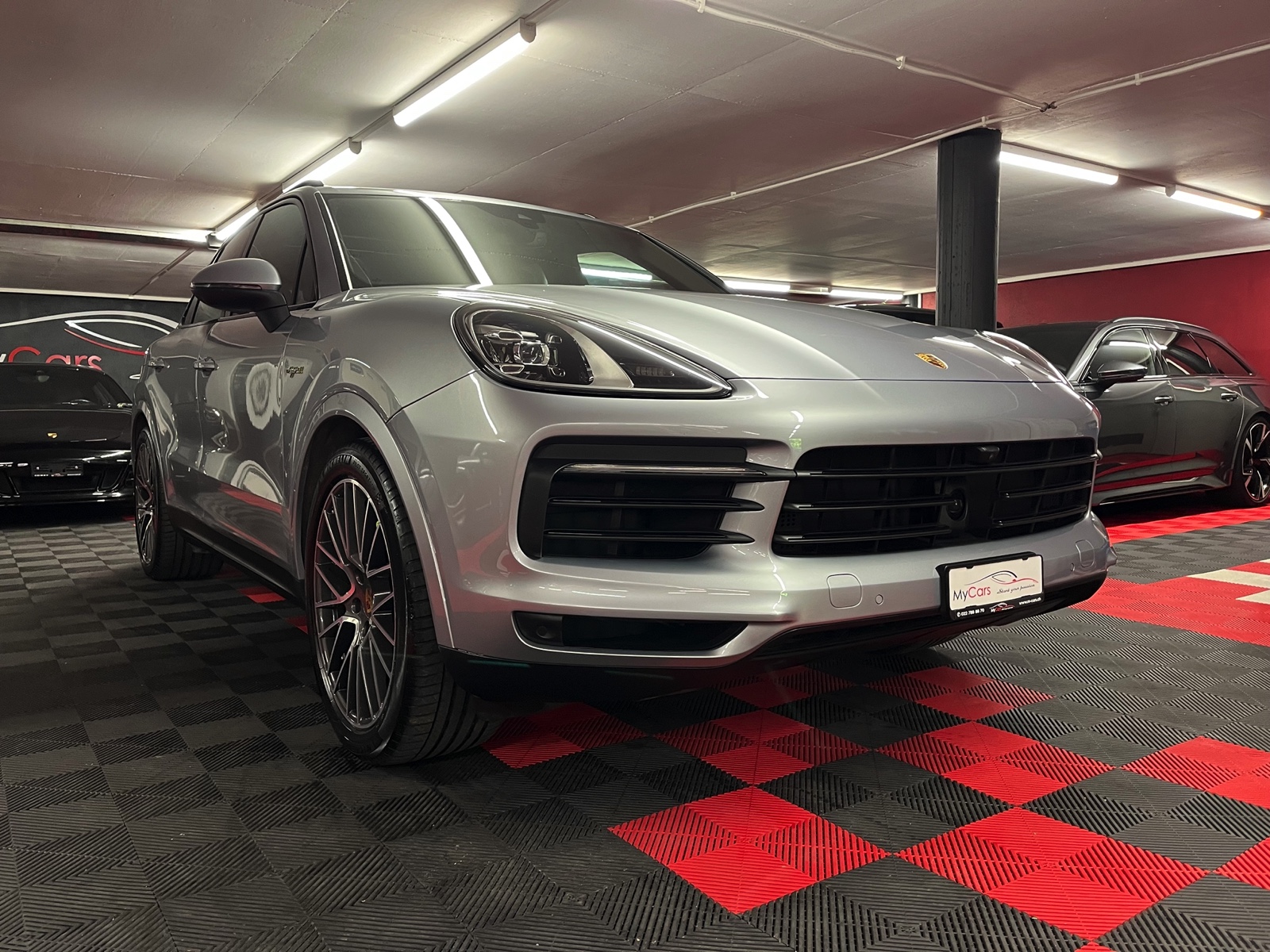 PORSCHE Cayenne E-Hybrid