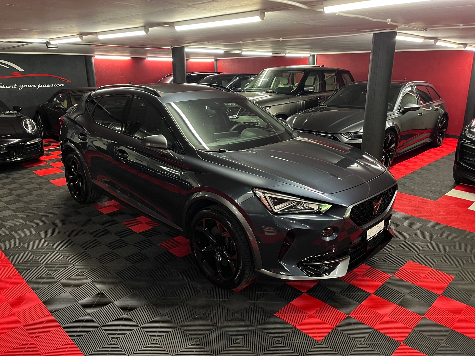
								CUPRA Formentor 1.4 e-HYBRID pHEV VZ DSG en plein écran									