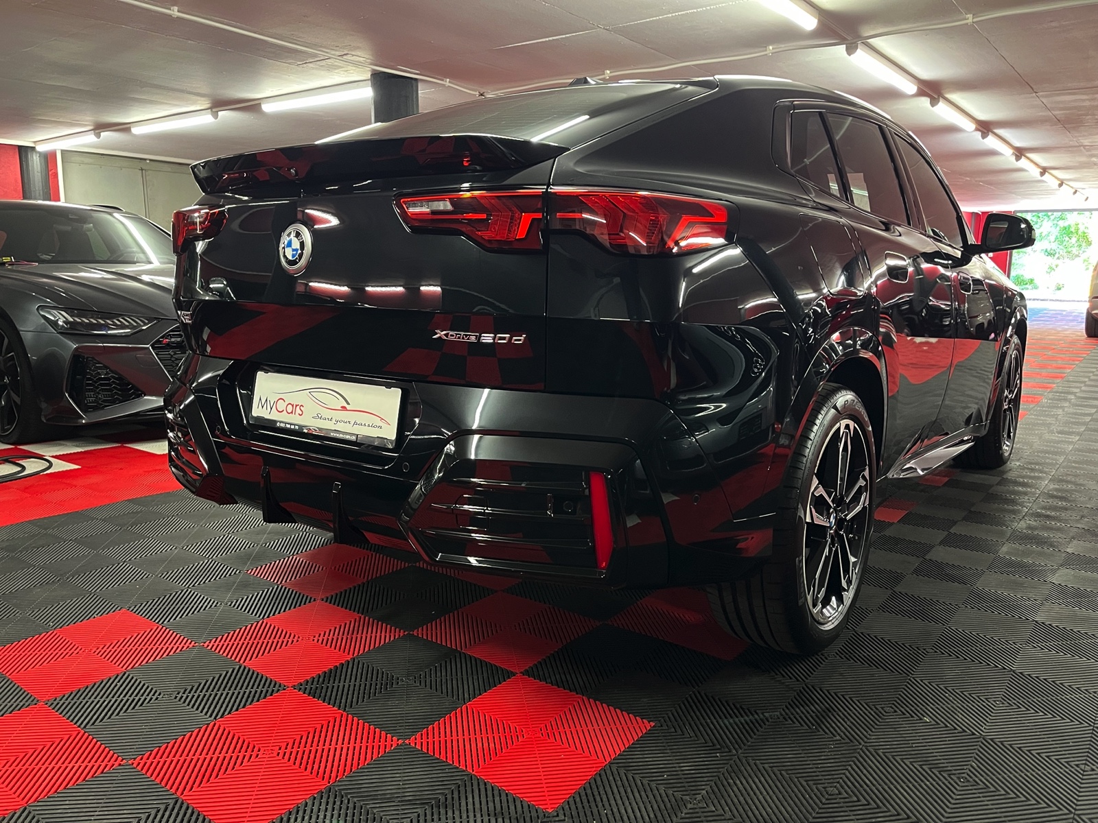 
								BMW X2 xDrive 20d 48V M Sport en plein écran									