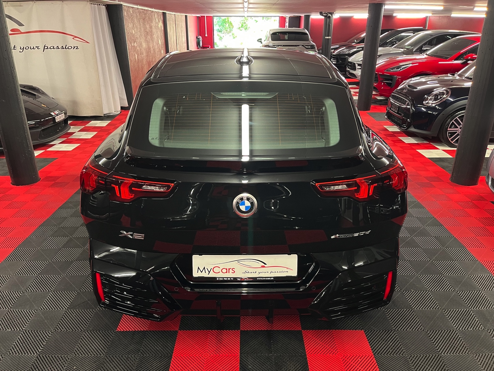 
								BMW X2 xDrive 20d 48V M Sport en plein écran									