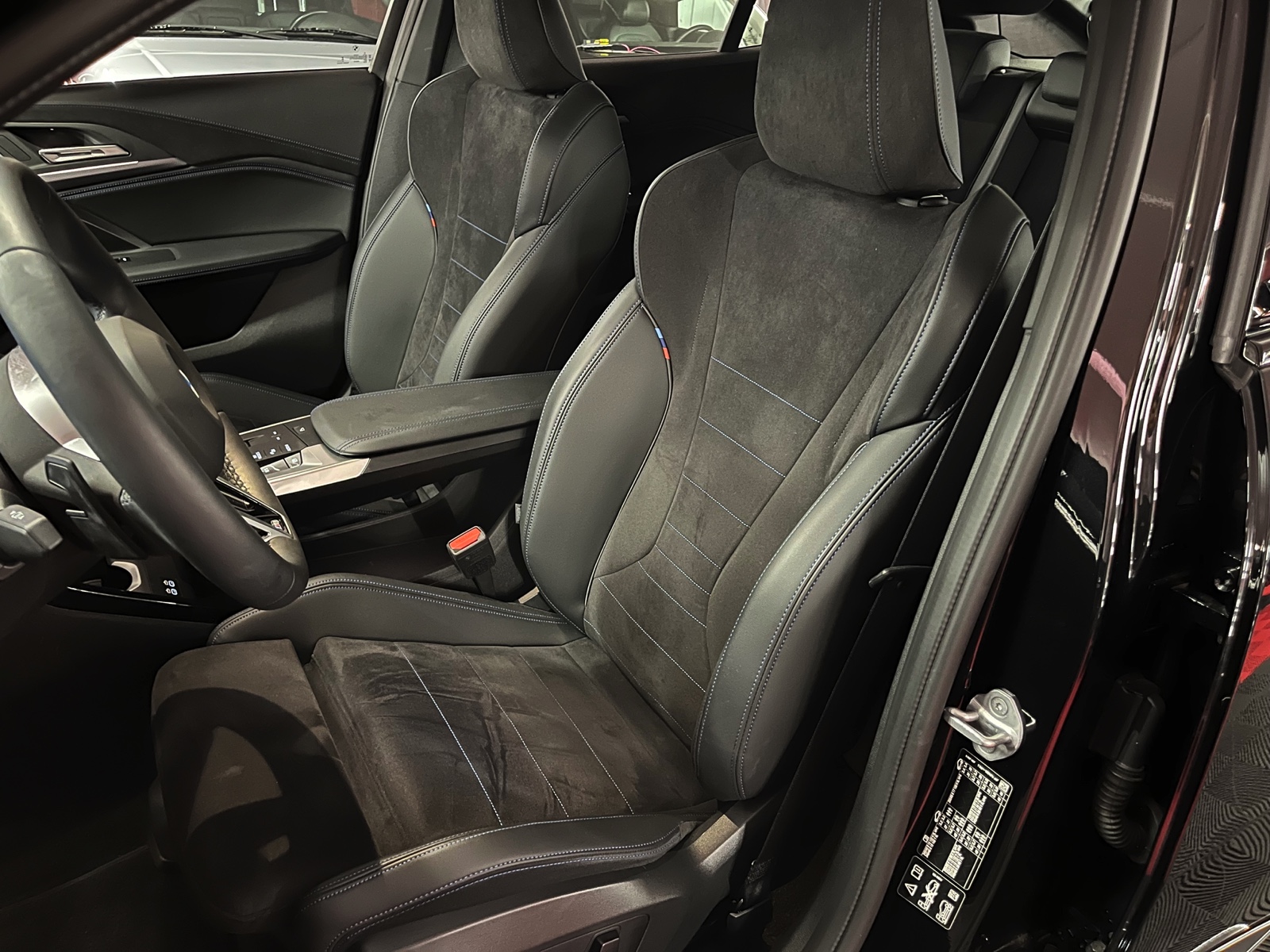 
								BMW X2 xDrive 20d 48V M Sport en plein écran									
