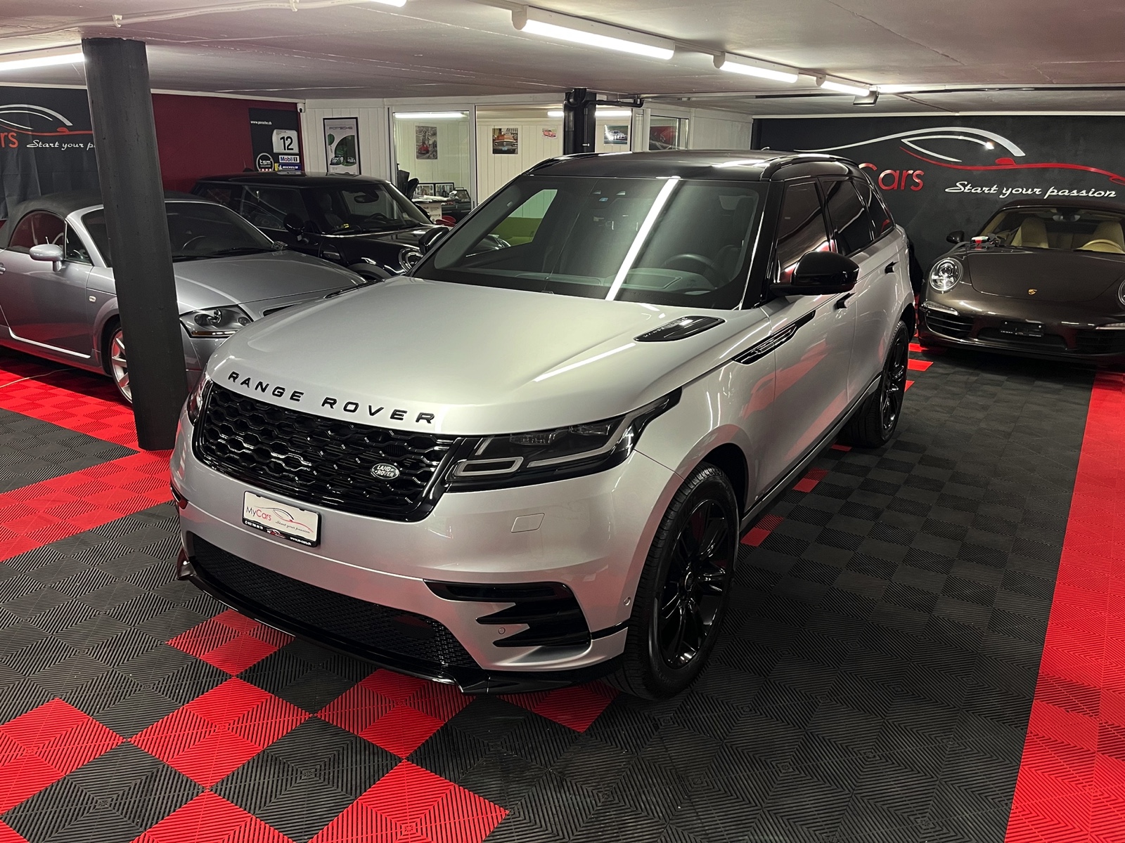 LAND ROVER Range Rover Velar R-Dynamic P 250 SE Automatic