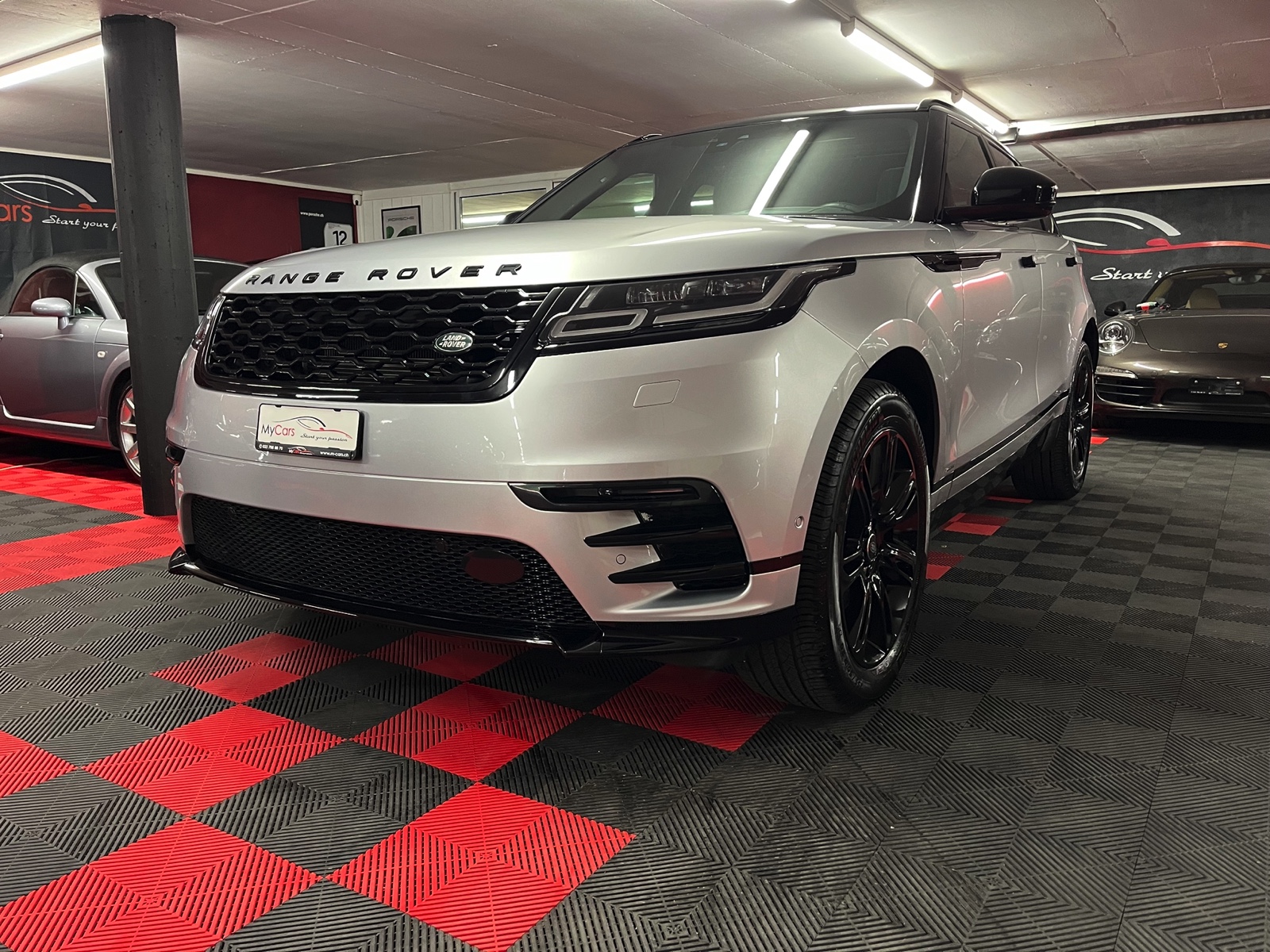 LAND ROVER Range Rover Velar R-Dynamic P 250 SE Automatic