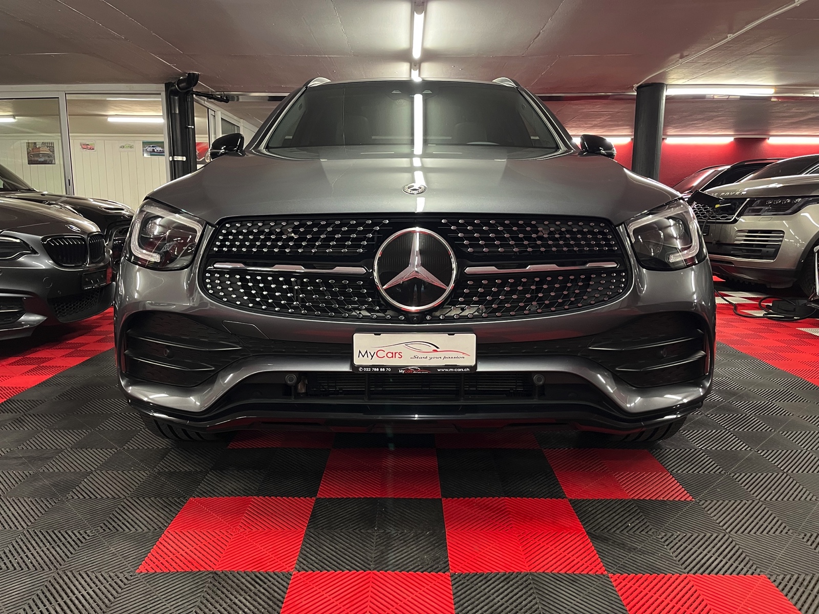 MERCEDES-BENZ GLC 200 AMG Line 4Matic 9G-Tronic