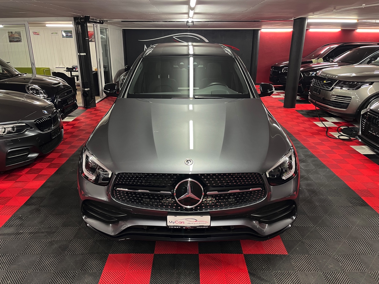 MERCEDES-BENZ GLC 200 AMG Line 4Matic 9G-Tronic