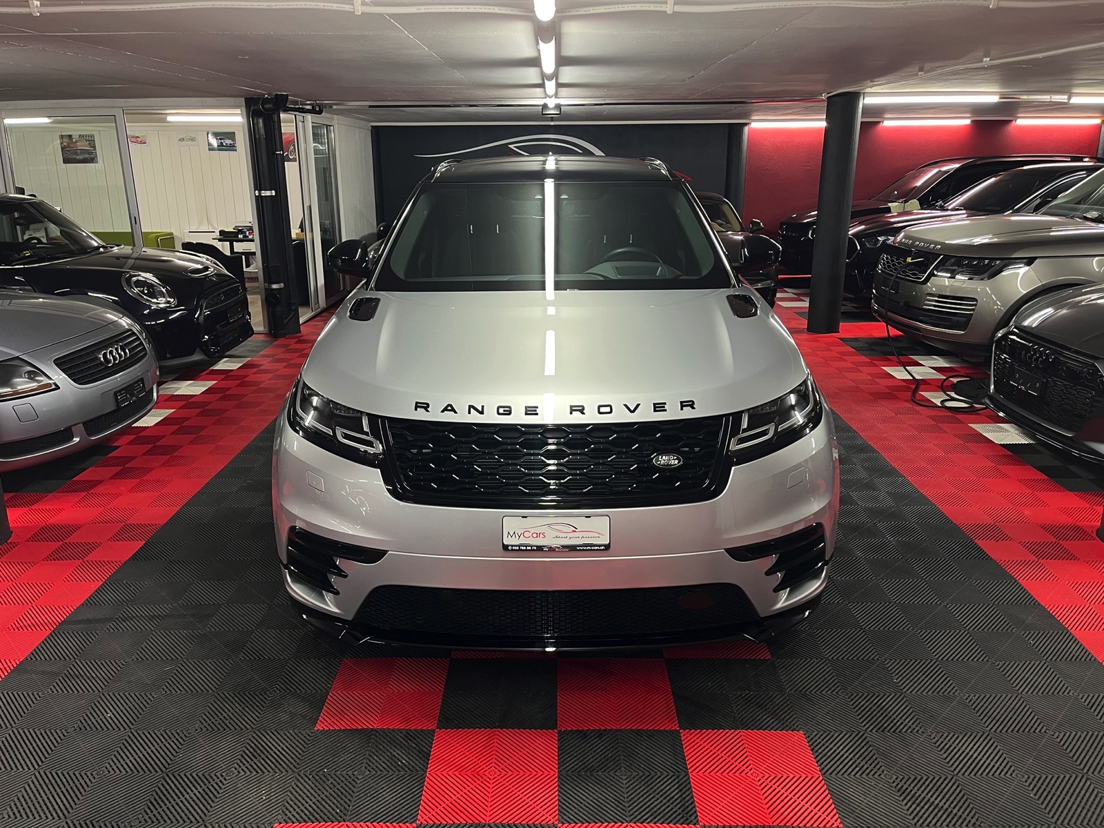 LAND ROVER Range Rover Velar R-Dynamic P 250 SE Automatic