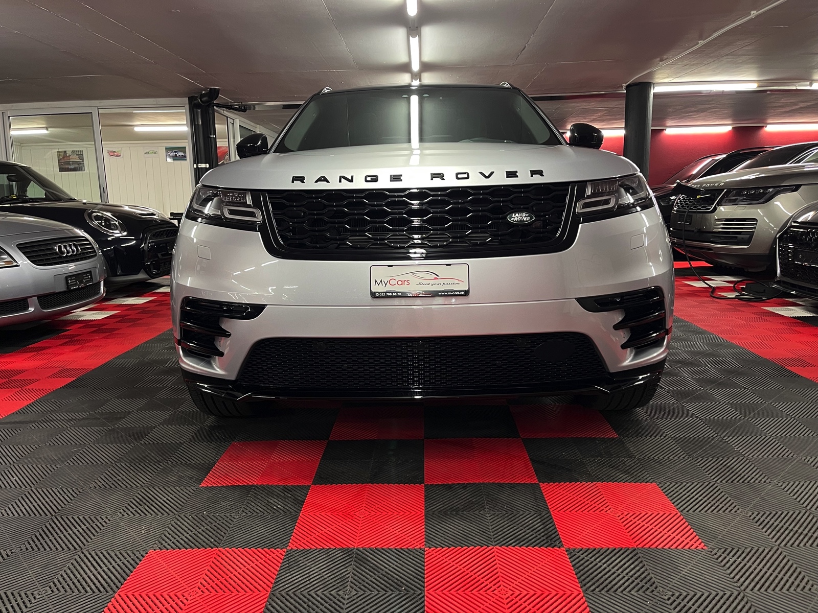 LAND ROVER Range Rover Velar R-Dynamic P 250 SE Automatic